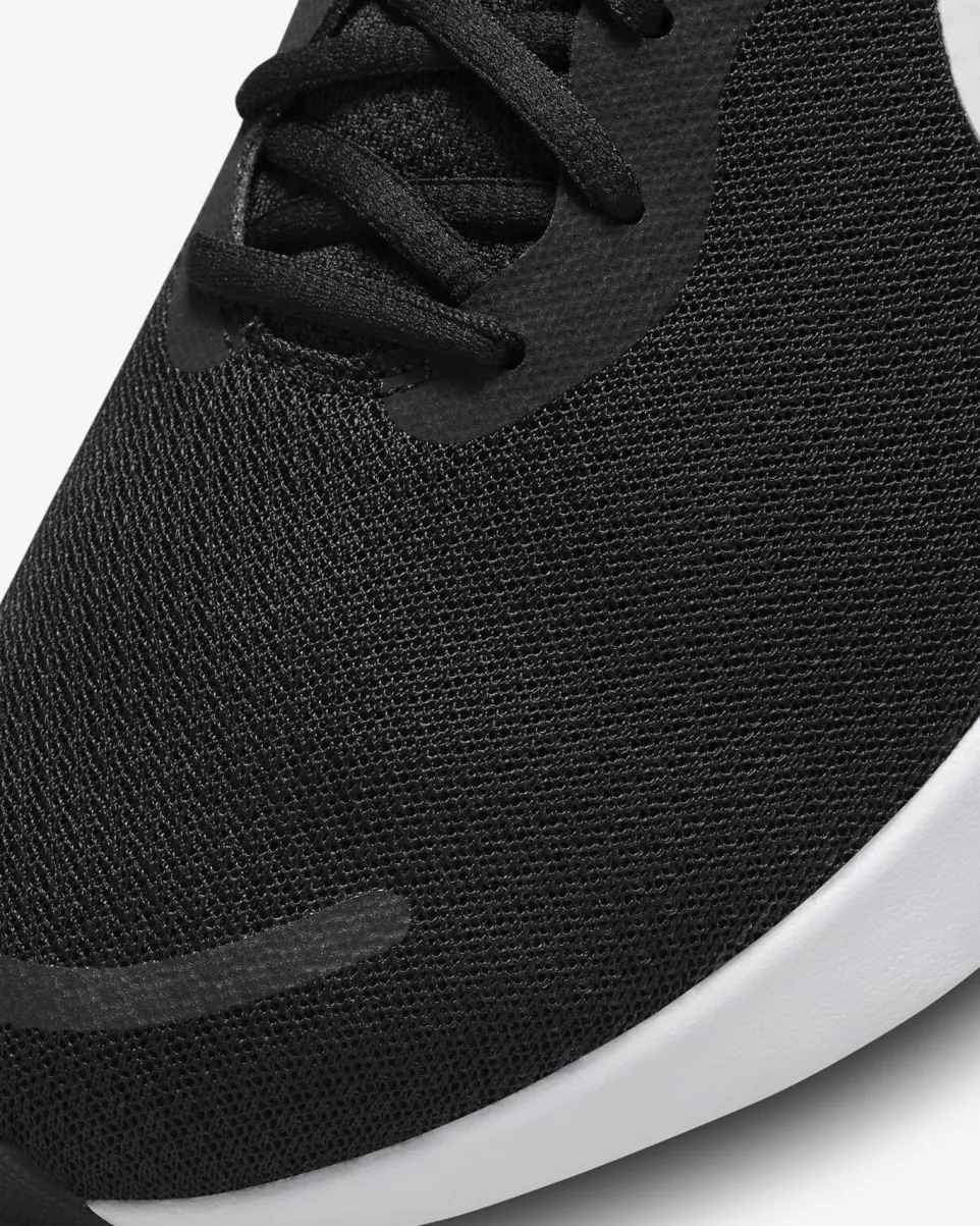 Men's Wide Fit Nike FB8501-002 Revolution 7 Running Trainers