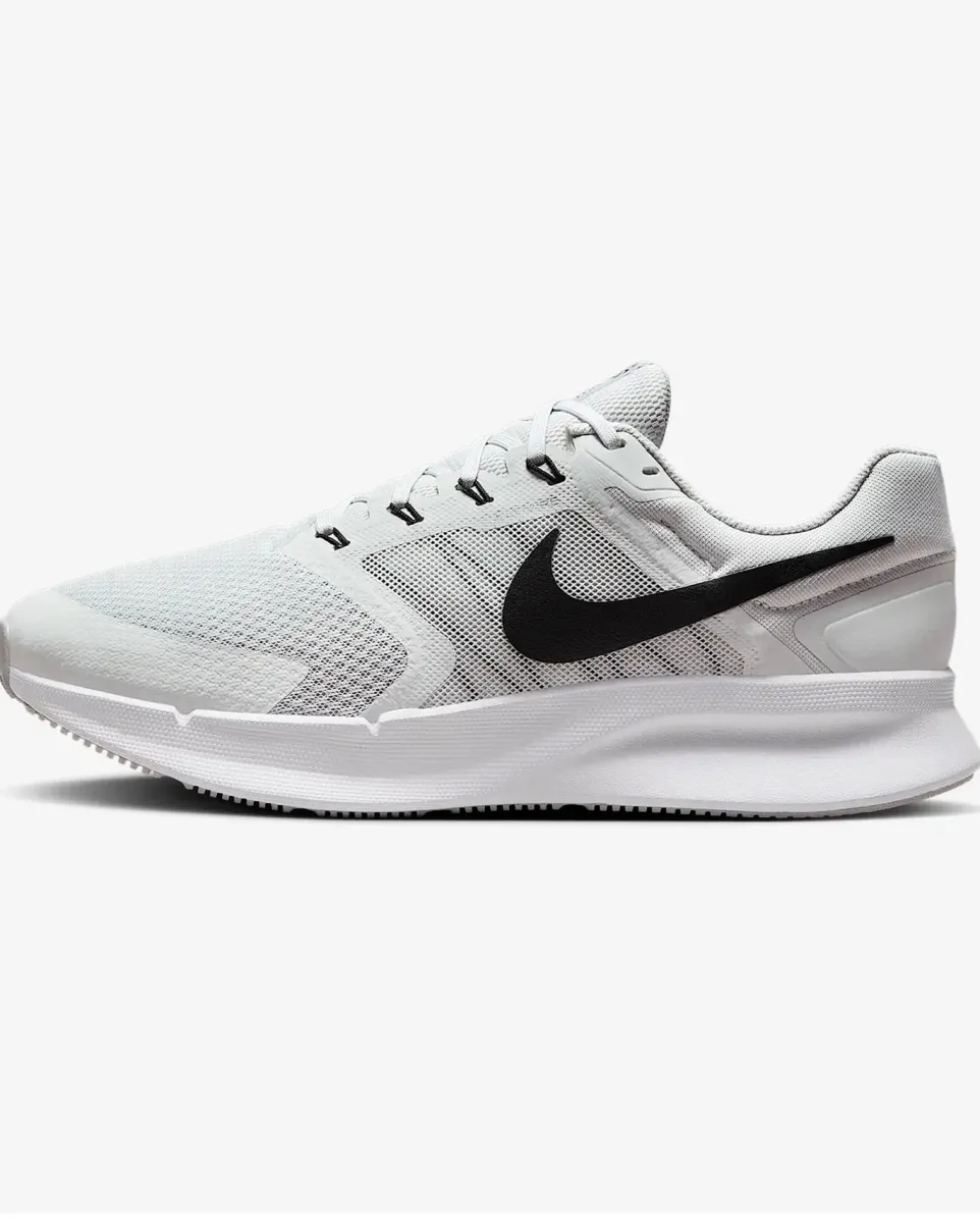 Men's Wide Fit Nike FZ9666-005 Run Swift 3 Running Trainers