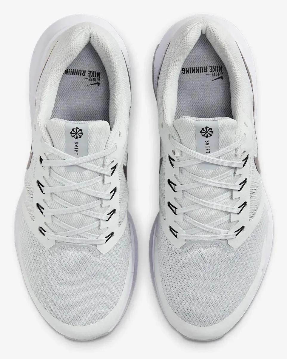 Men's Wide Fit Nike FZ9666-005 Run Swift 3 Running Trainers