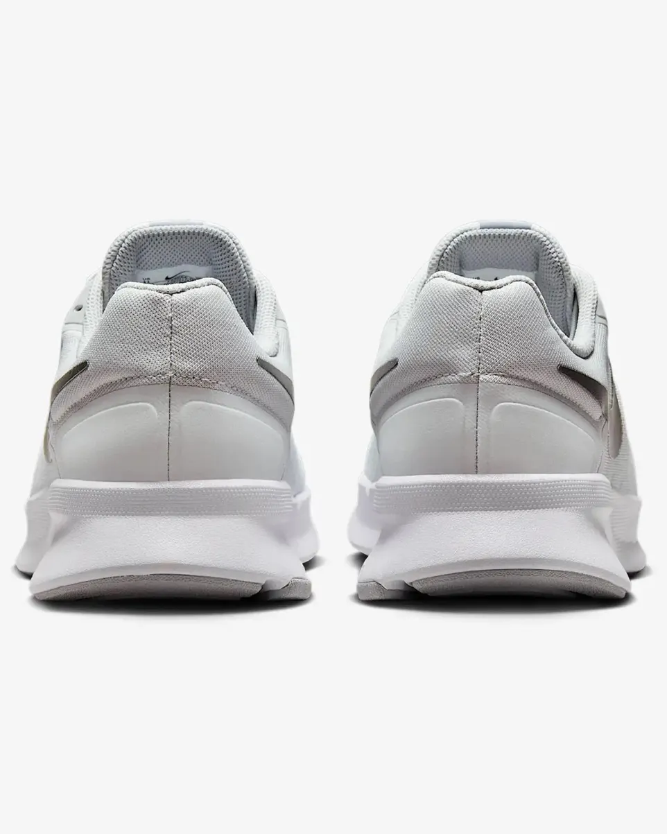 Men's Wide Fit Nike FZ9666-005 Run Swift 3 Running Trainers