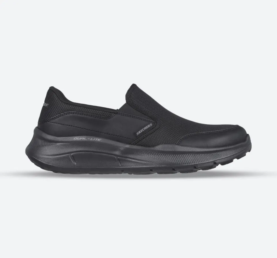 Men's Wide Fit Skechers 232515 Equalizer 5.0 Persistable Trainers