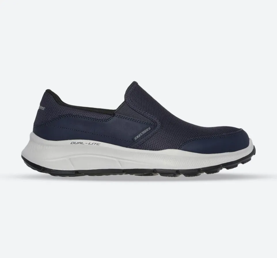 Men's Wide Fit Skechers 232515 Equalizer 5.0 Persistable Trainers - Navy