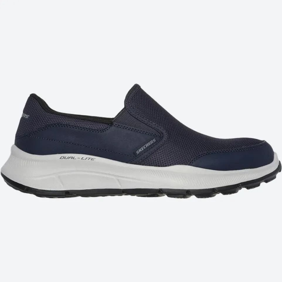Men's Wide Fit Skechers 232515 Equalizer 5.0 Persistable Trainers