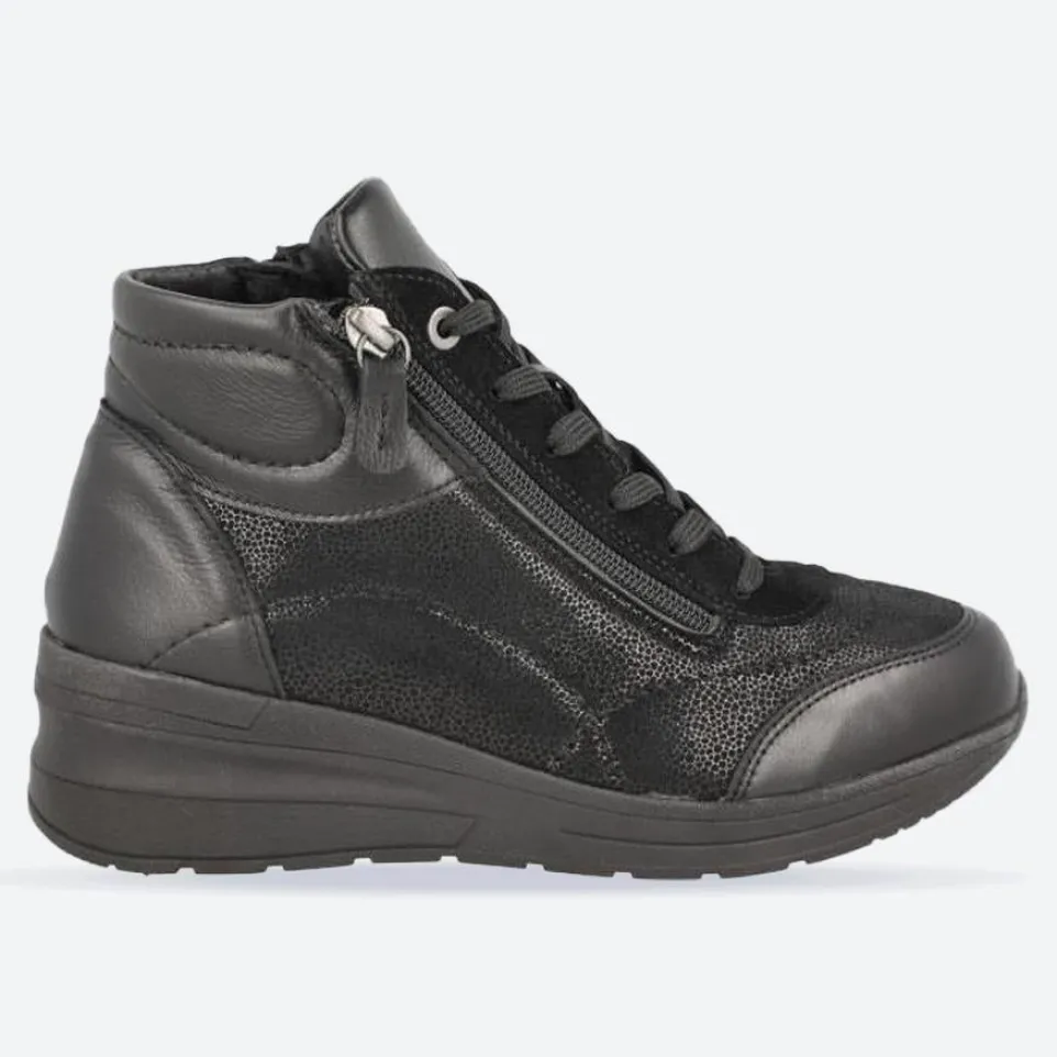 Women's Wide Fit DB Antelope Boots