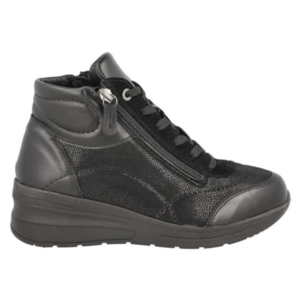 Women's Wide Fit DB Antelope Boots