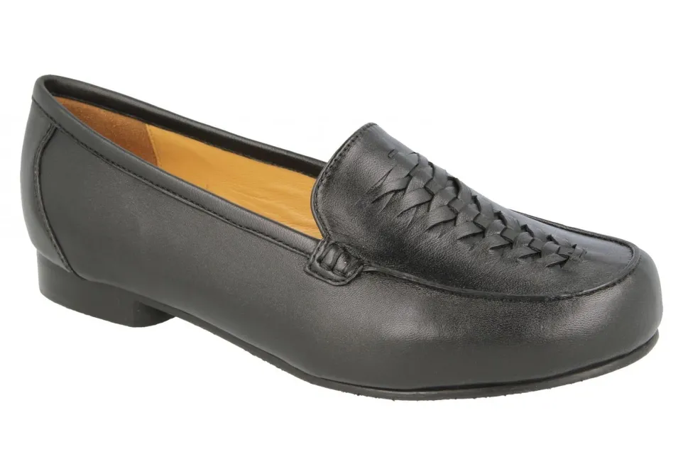 Womens Wide Fit DB Bingham Pumps