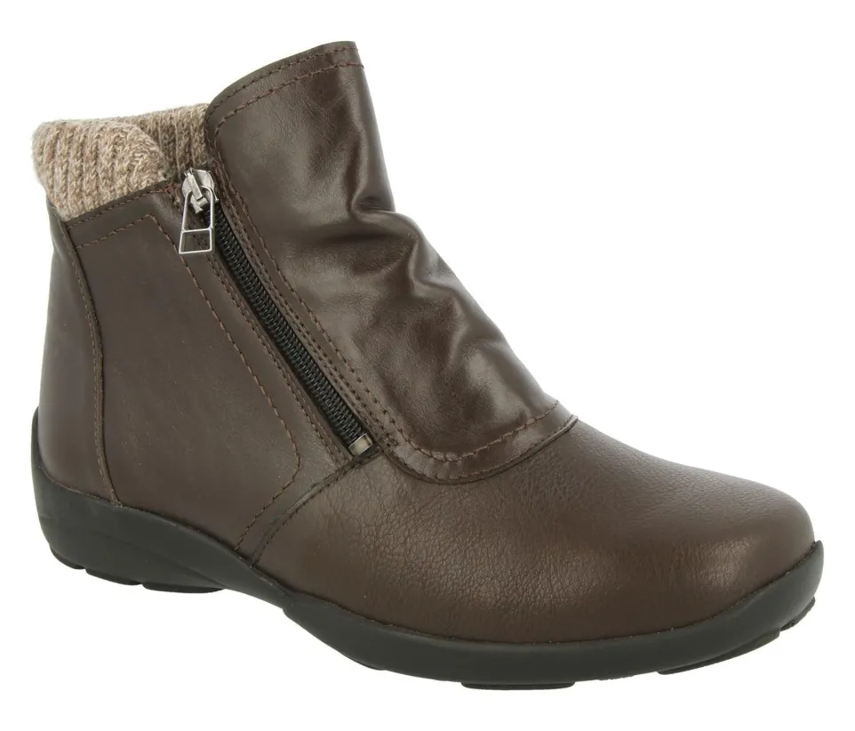 Womens Wide Fit DB Stoke Boots
