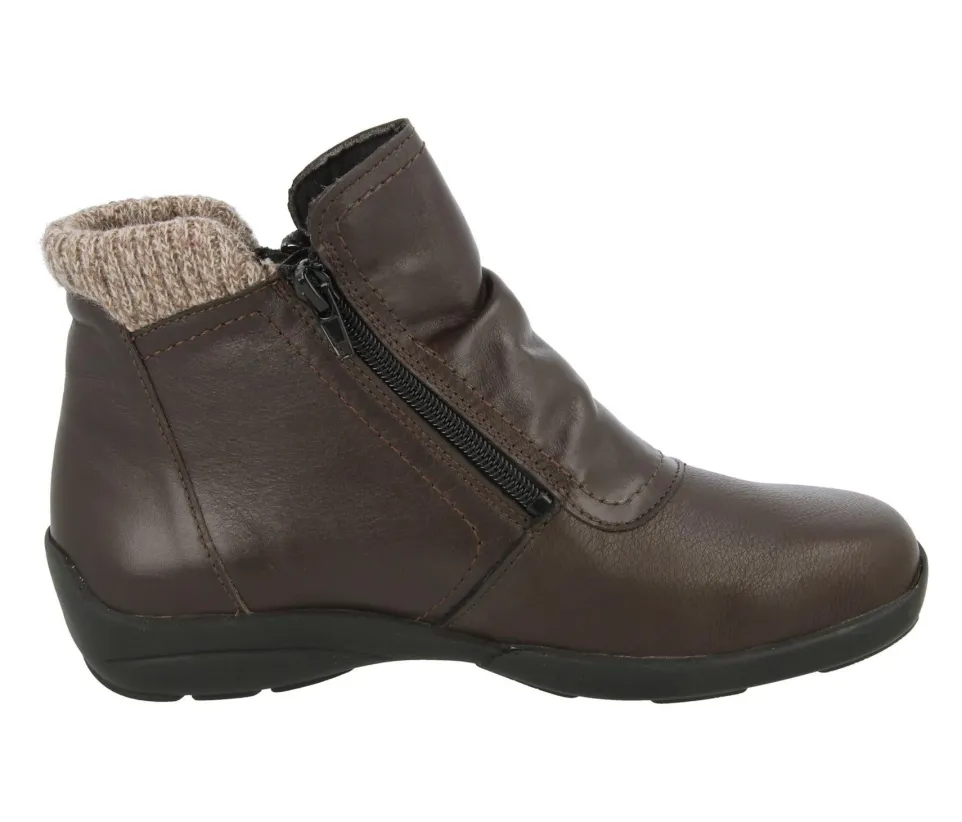 Womens Wide Fit DB Stoke Boots