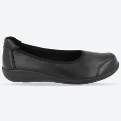 Women's Wide Fit DB Whitethroat Shoes