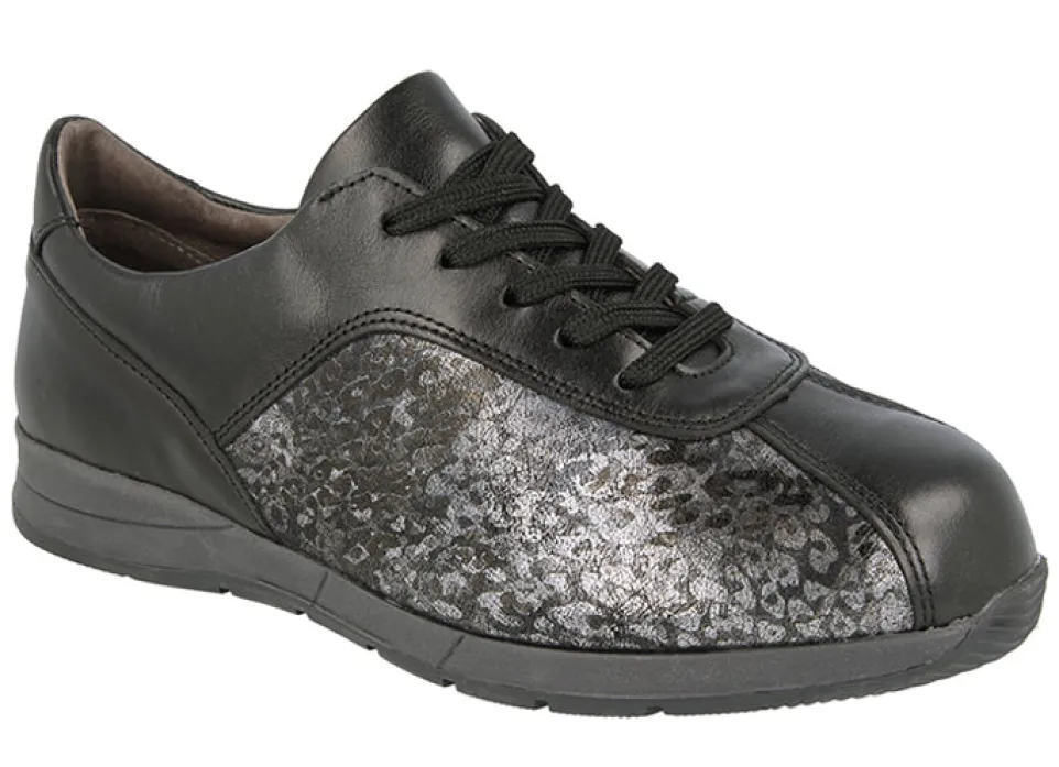Womens Wide Fit DB Whitworth Canvas