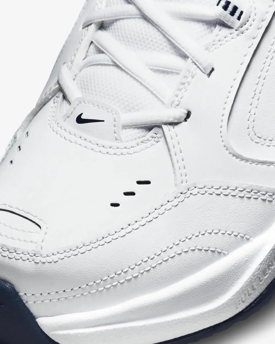 Women's Wide Fit Nike 416355-102 Air Monarch Iv Trainers