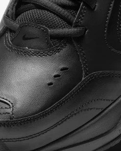 Women's Wide Fit Nike 416355-001 Air Monarch Iv Trainers