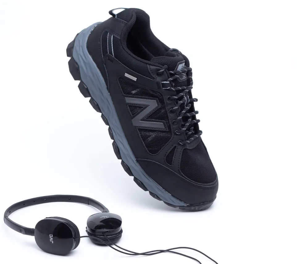 Women's Wide Fit Waterproof New Balance MW1350WL Fresh Foam Trainers